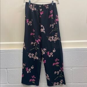 Oscar de la Renta M Pink Label 3 piece set pajama bottoms, camisole and robe